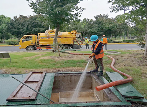 广昌化油池清理